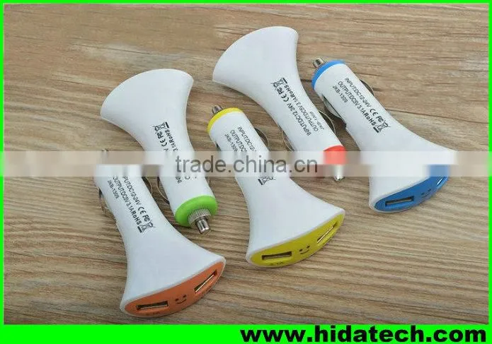 Christmas promotional dual usb electric car charger adapter for iphone in fanshaped with smile face