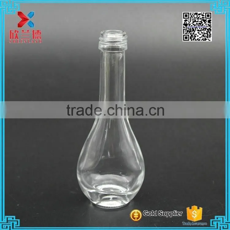 Customer made decorative glass small wine bottle/clear liquor bottle 25ml