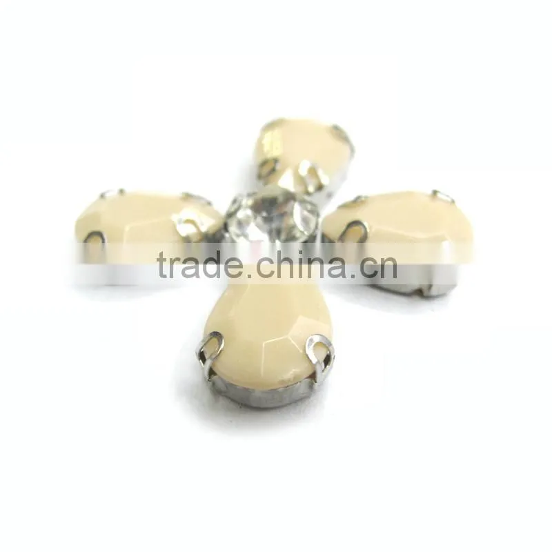 floral chunky stone woman sweater emblished claw rhinestone matte resin beads sew on metal setting jewelled garment use