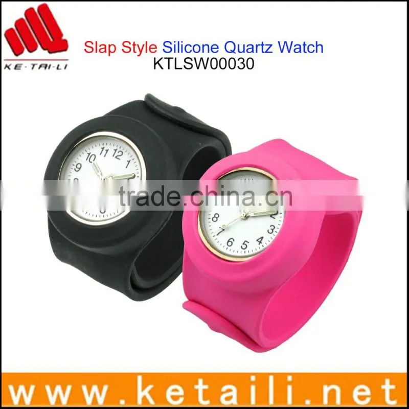 Cheap promotional gifts silicone rubber wristband watch, silicone sports watch