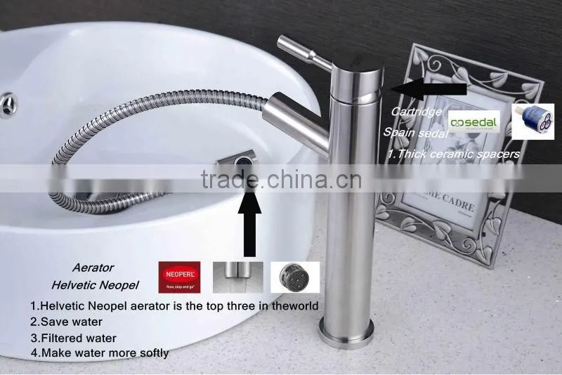 Chrome brass basin faucet Model: 00106