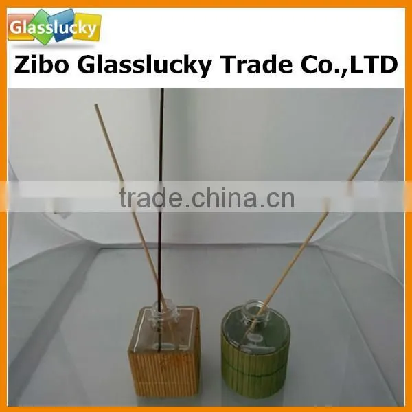 Decorative glass bottle reed diffuser with rattan stick wholesale