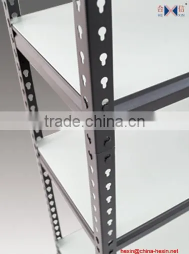 Boltless lightweight shelving