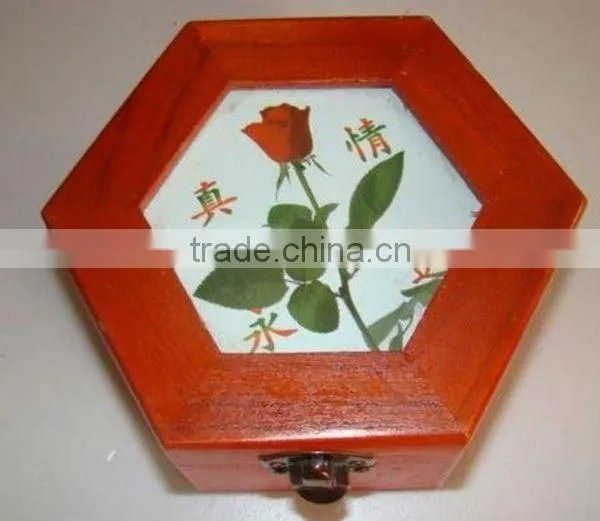convenient wooden dressing case