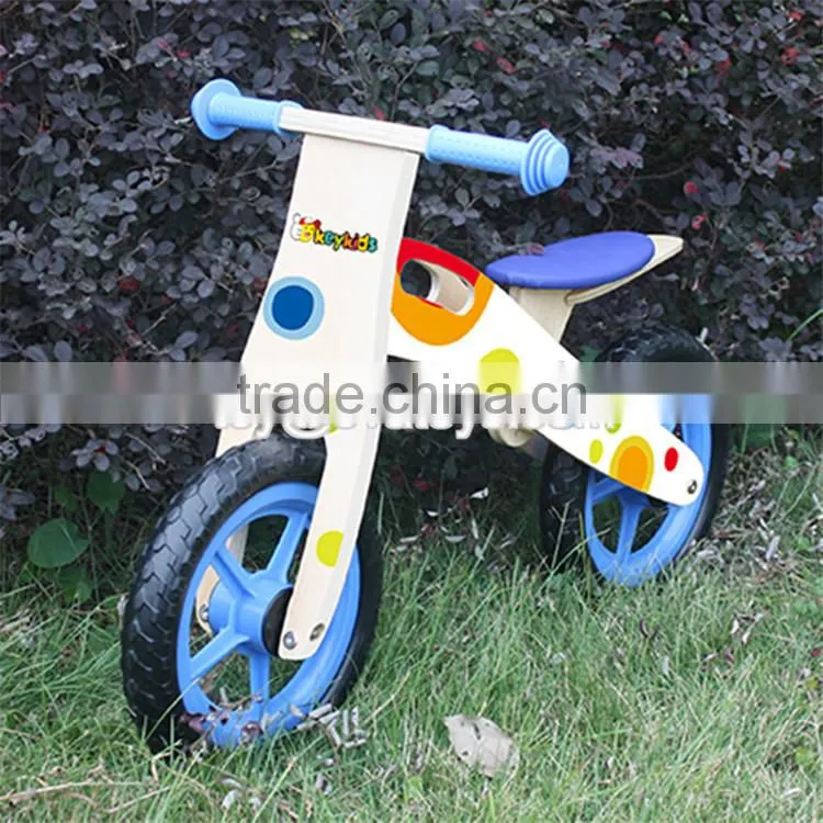 Best design no pedal wooden boys balance bike W16C179-S