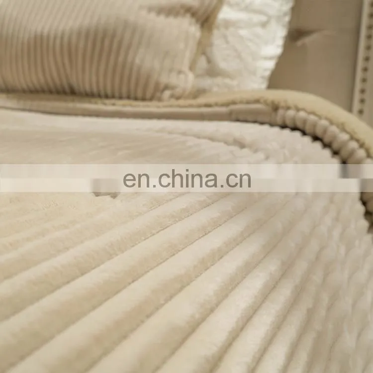 Luxury plain cotton velvet warm bed bedding sets /quilt cover set