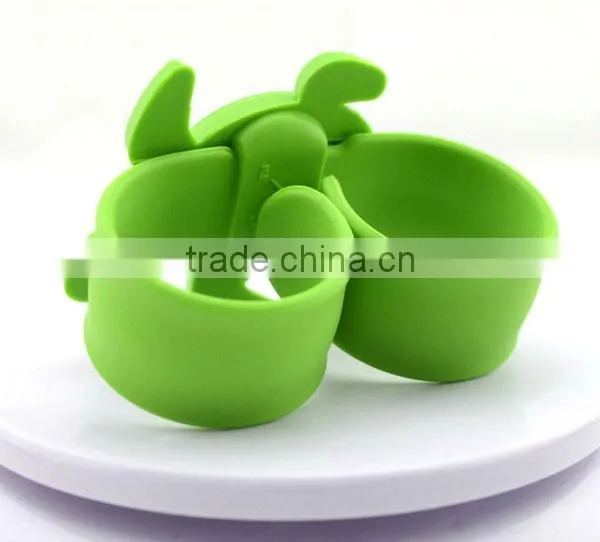 Cute tortoise slap watch with glass face quartz movt silicone strap for child