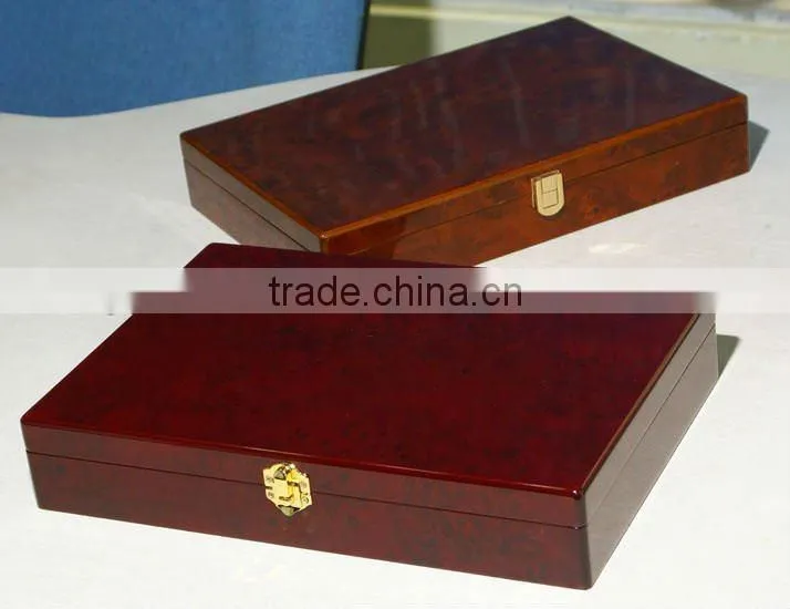 wooden tea box