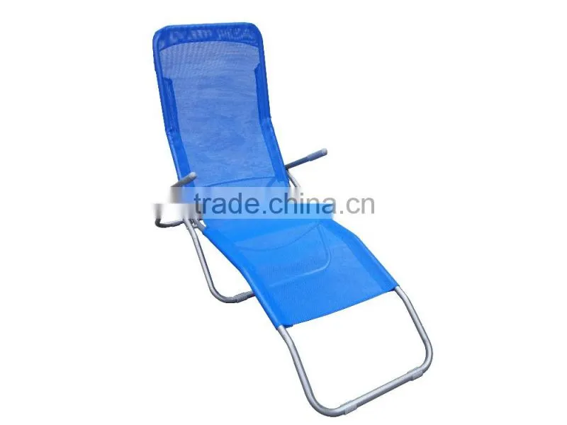Comfortable adjustable folding beach lounge