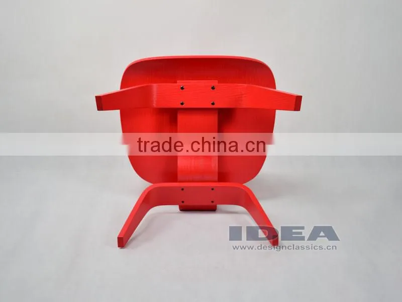 Replica Charles Plywood Lounge Chair - Red Color