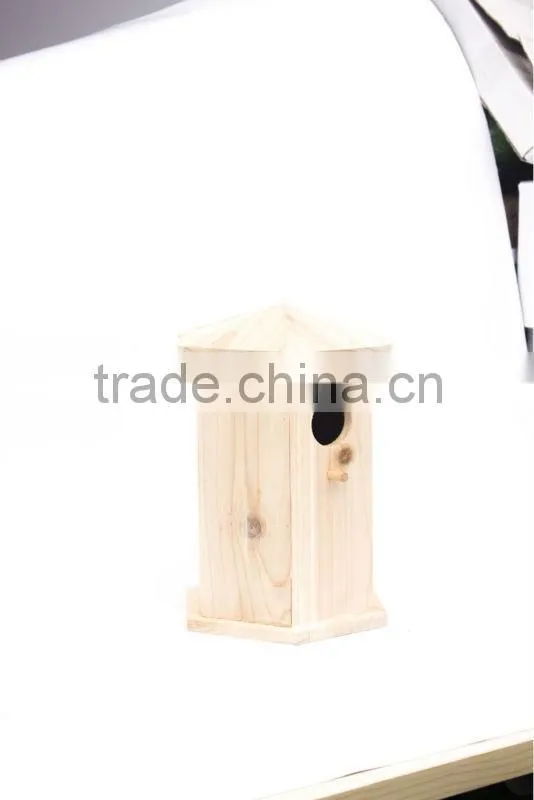 HEXAGON ROOF WOODEN HOUSE 26.0X18.8CM