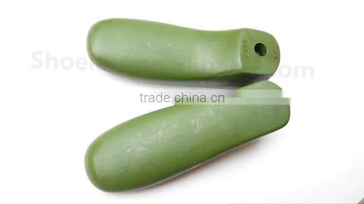 Plastic shoe last for Special socks