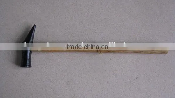 Best sharp tail hammer with wooden handle