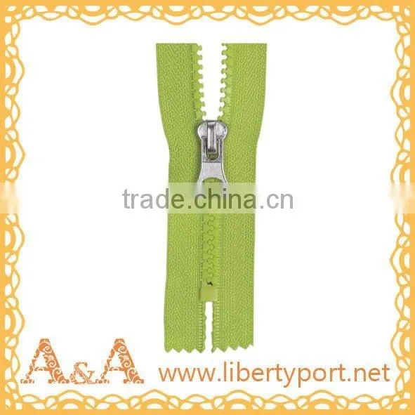 #5 auto lock open-end woven tape resin plastic zipper