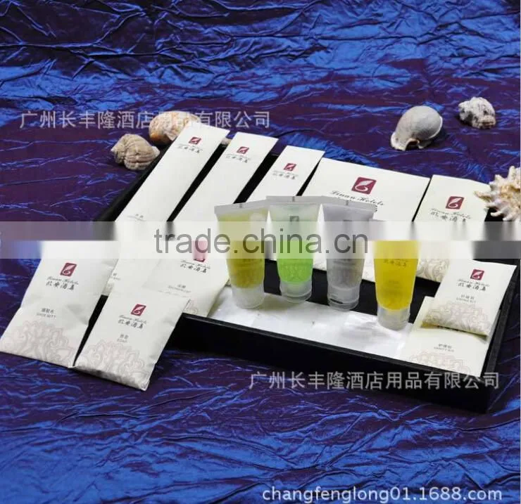 Wholesales eco friendly disposable personalized guest amenities hotel set