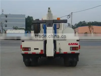 Dongfeng Road towing truck heavy wrecker with hydraulic crane on hot sale