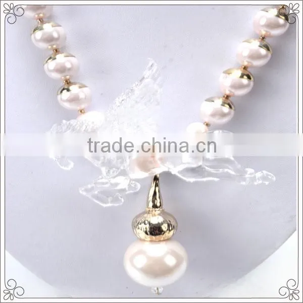 2014 Resin Horse White Pearl Necklace For Women Garment Accessories