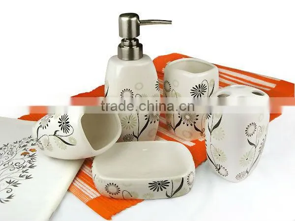5pcs ceramic bathroom set with decal