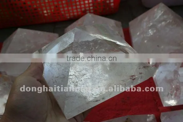 Charming Natural Crystal Pyramid Wholesale / Hot SaleClear Quartz Carved Pyramids