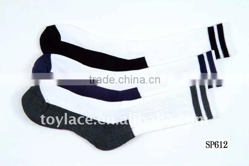 Taiwan Factory Men Soccer Basketball Aactive Wear