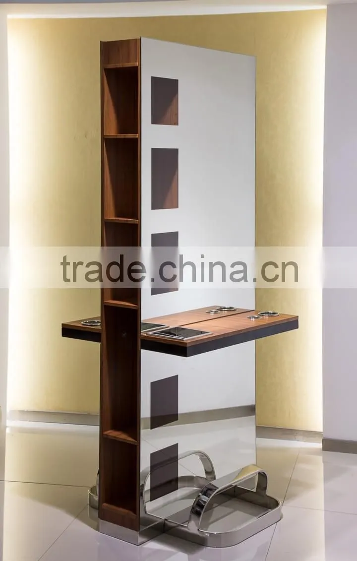 The double sided mirror station with showcase design