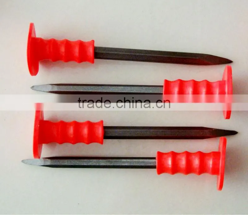 Cold chisel with antiskid rubber grip