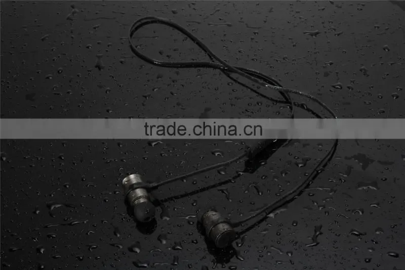 Light weight waterproof sports bluetooth earphone