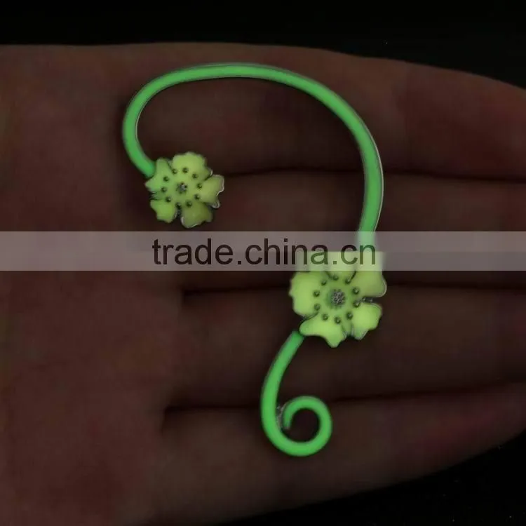 flower shaped glow in the dark stud alloy earring