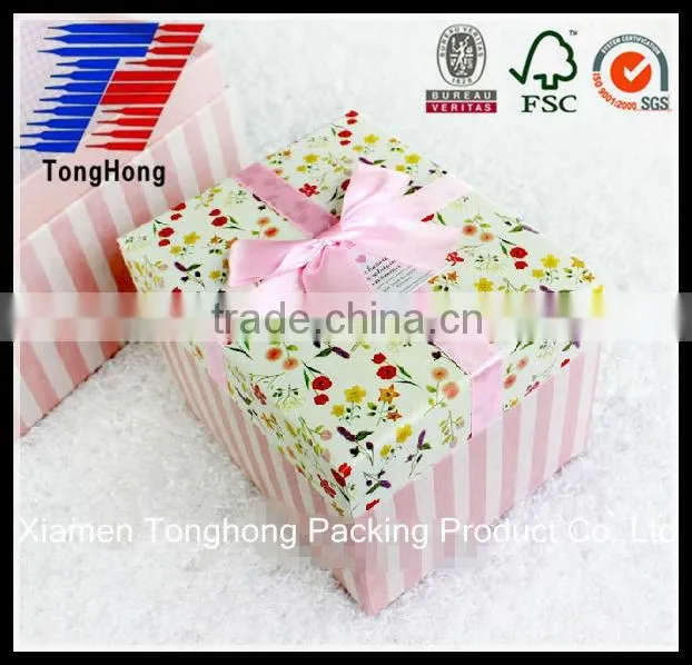 Custom exquiste and cheap price gift packaging box with ribbon for sale