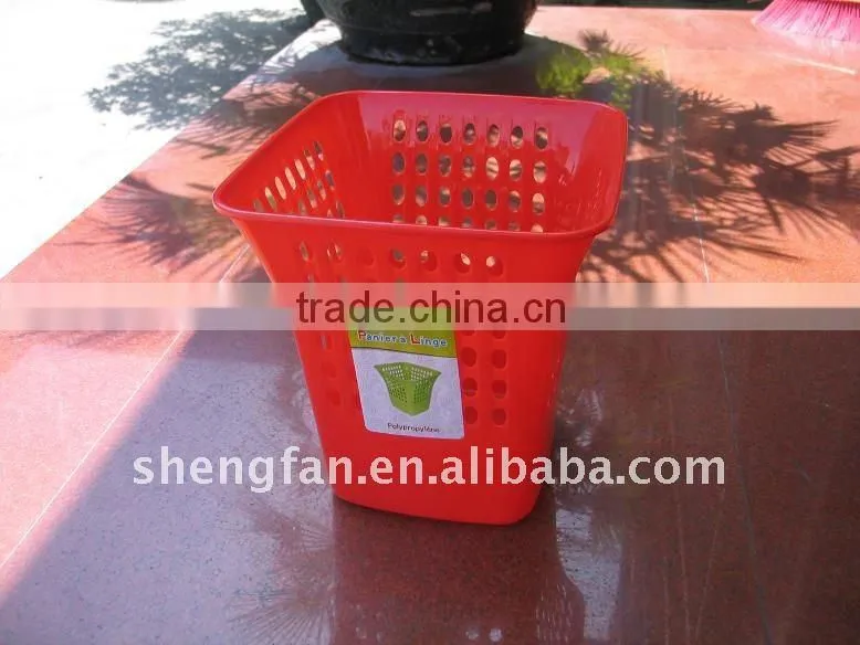 plastic paper wastebasket