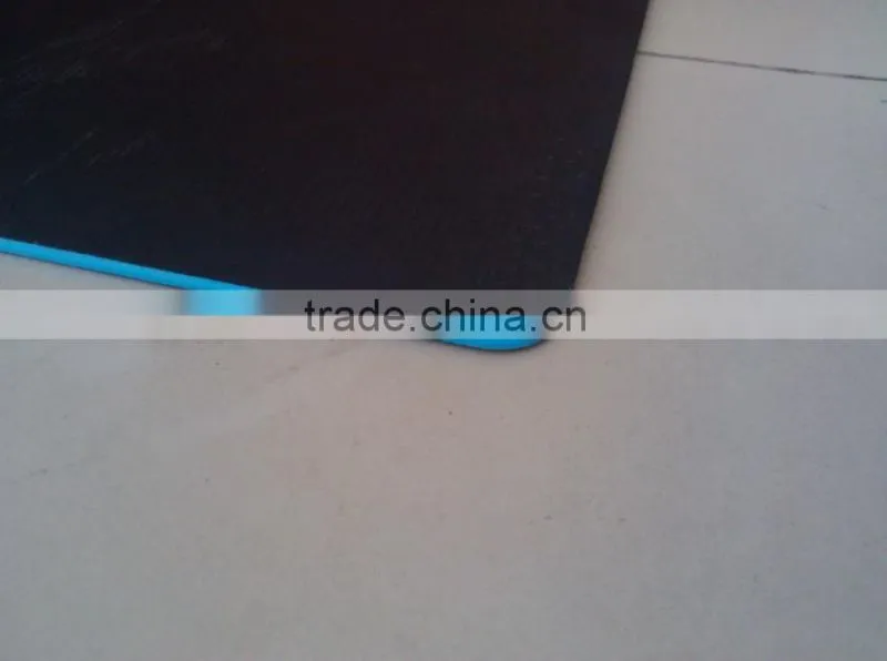 Sealed red corrugated pp plastic bottle layer pads
