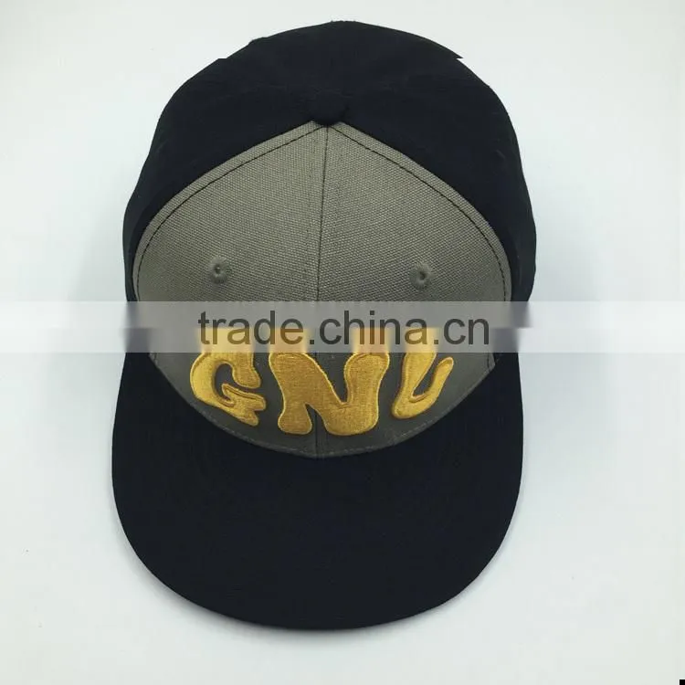 Customized Snapback Baseball Cap With Embroidered Logo