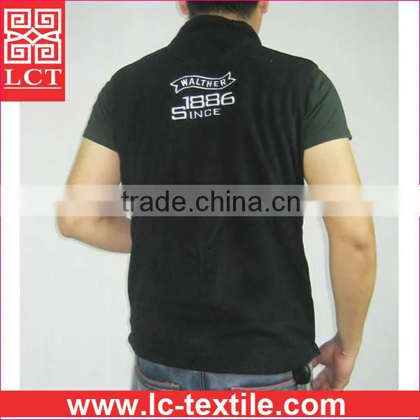 2015 European popular cheap promotional uniform hooded wholesale fleece vest with your own brand embroidered(LCTU0051)