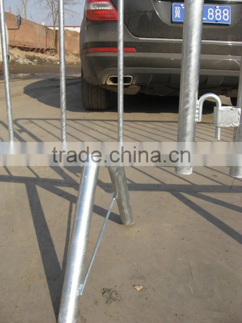 hot dipped galvanized after welding temporary fence welded pipe crowd control barrier queue control fence panel