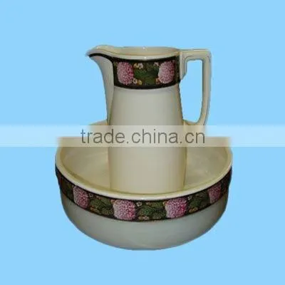 stawberry shaped ceramic cooling water kettle