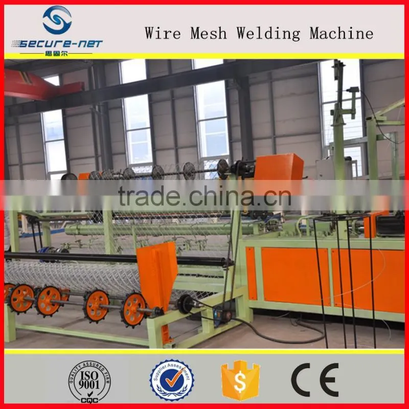 Automatic chain link fence machine