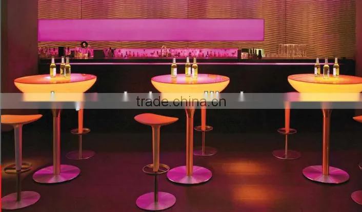 Modern Design Carly Salon and Party Used Shining Decorative LED Round Cocktail Table