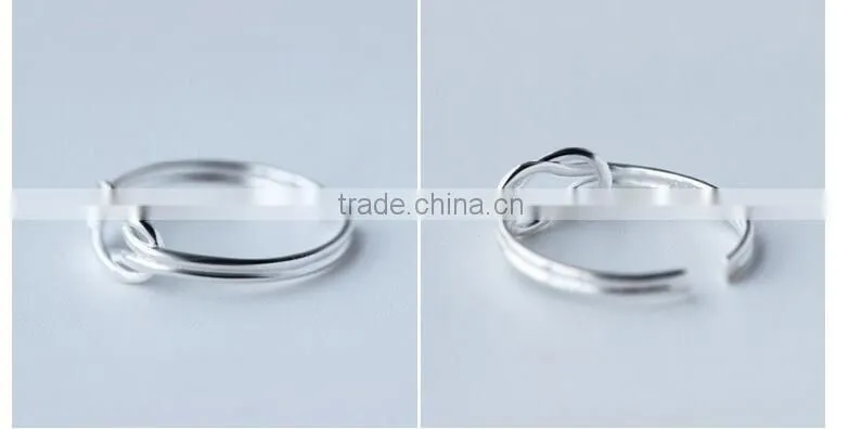 F20062NSilver Simple line Double knot diamond Flexible Ring