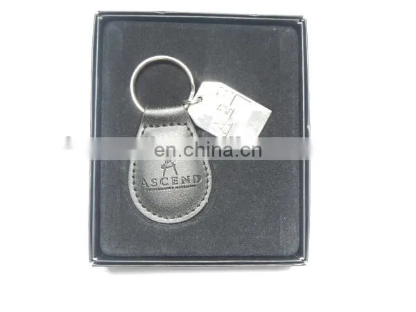 exquisite leather key holder with metal tag