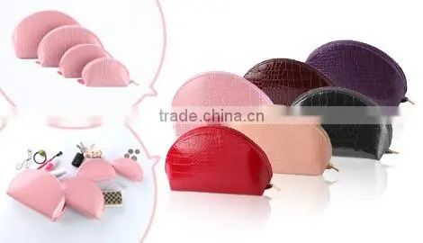4pcs Set Cool Cosmetic Bag Set Makeup Pouch Bag Shell Bag Purses and Handbags Coin Purse Key Bag Small Wallets for Women and Tee