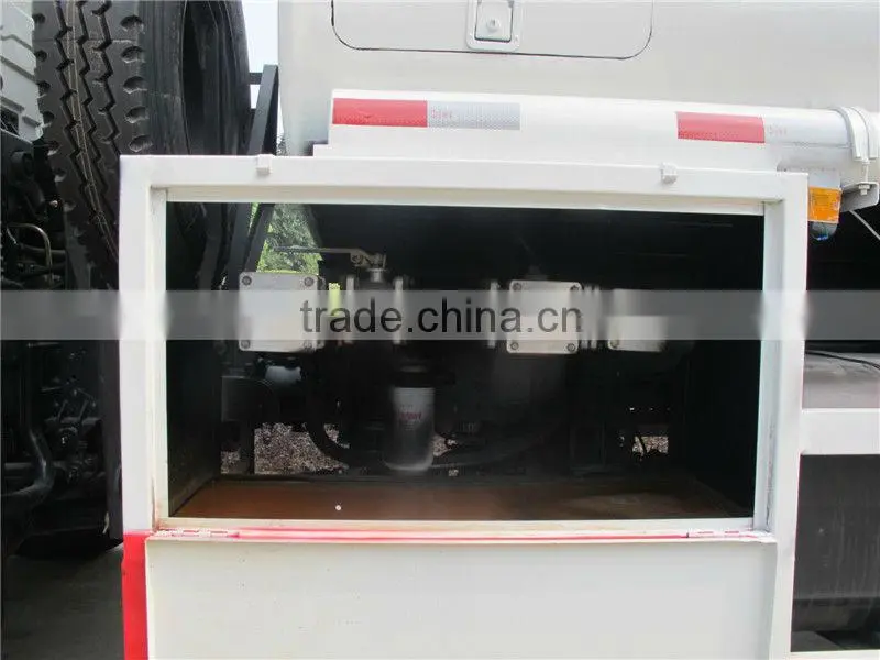 DongFeng 4X4 Fuel Tanker Truck
