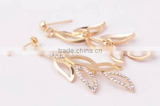 Leaf shaped gold drop earring, hot sale all types of earrings