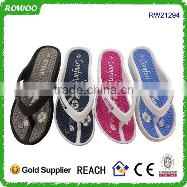 Comportable Footbed Cool Looking Style Slipper Men's Rubber Sandal Slipper