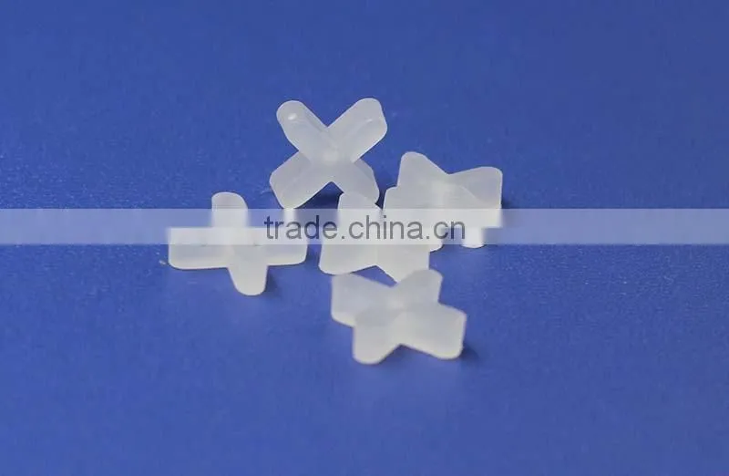 transparency hard cross spacer