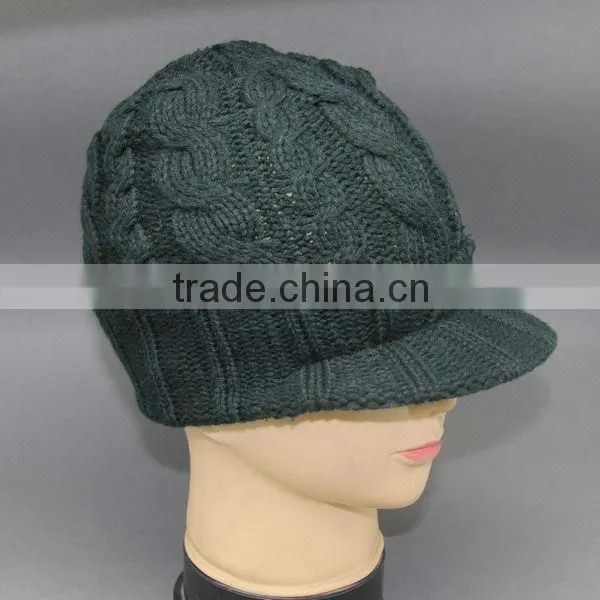 KNIT CABLE BEANIE WITH VISOR
