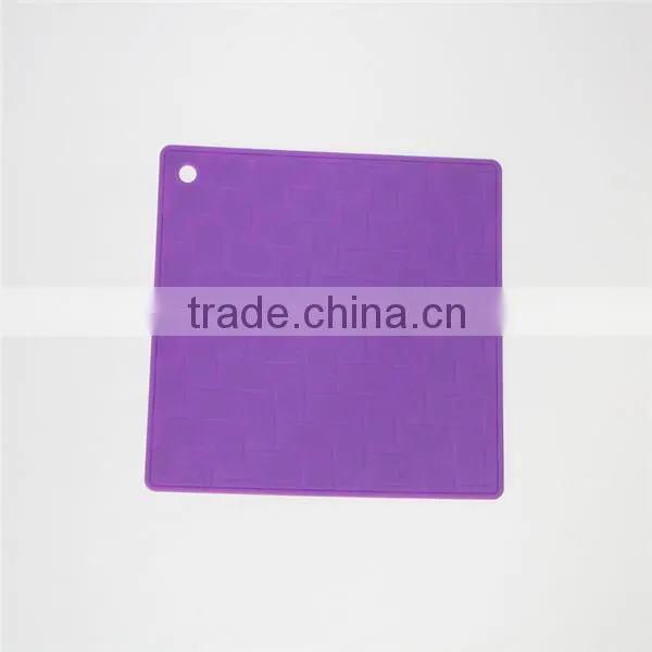 Heat resistant dishwasher safe silicone table mat