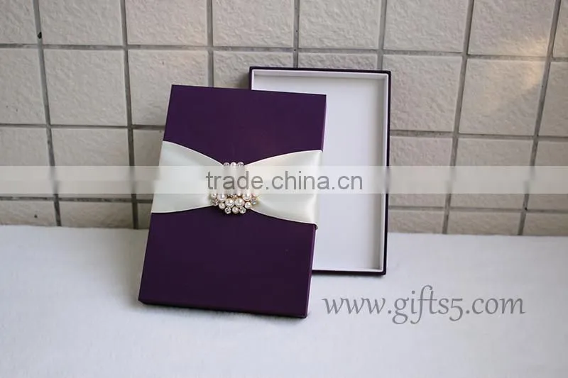 Custom Handmade Elegant wedding gift boxes for invitaions