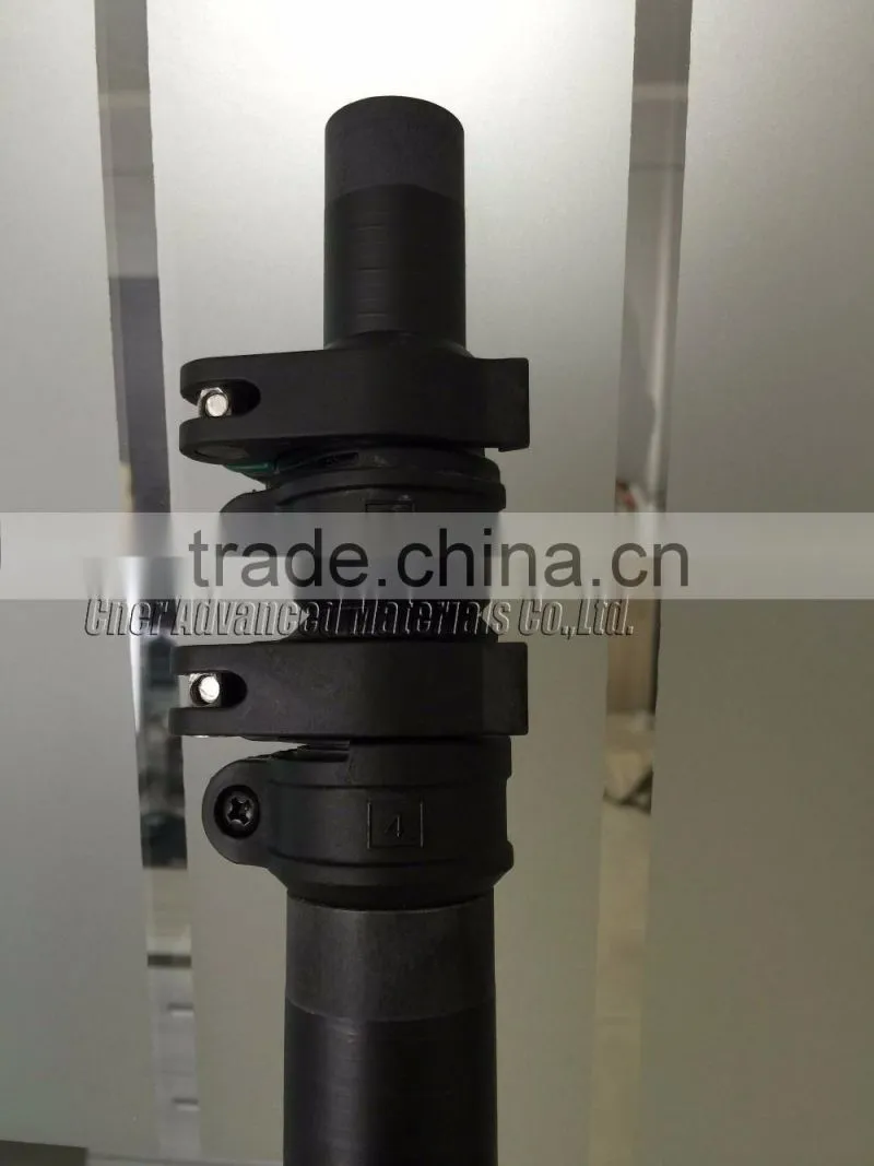 Window cleaning carbon fiber water fed pole with locking mechanism