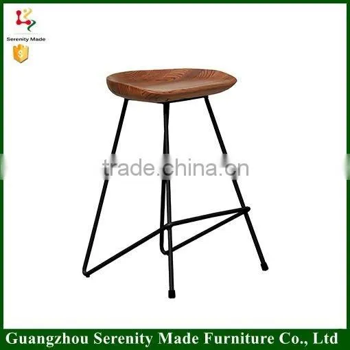 2016 Hot sale modern design replica furniture wooden seat metal legs bar stool high chair supplier for sale