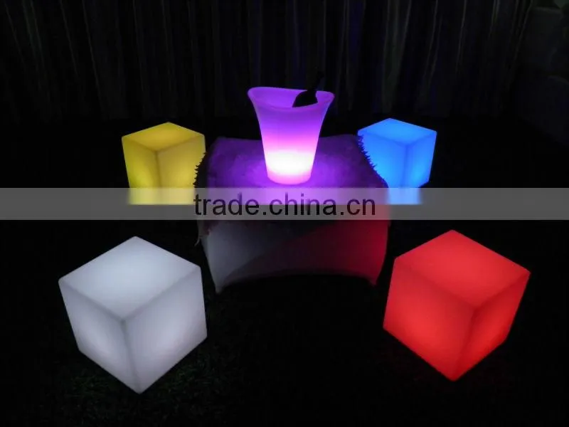 2016 new invention 3d color changing rechargable led cube